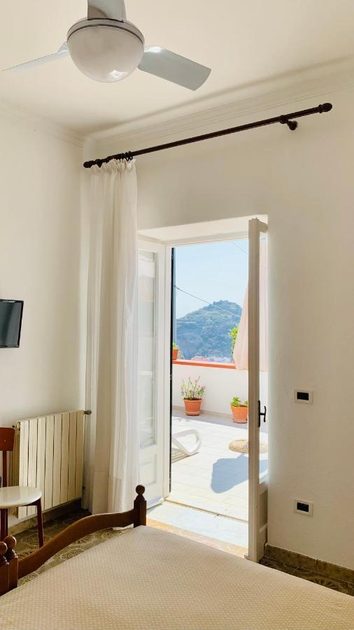 Pensione Casa Verde Sant'Angelo  Екстер'єр фото